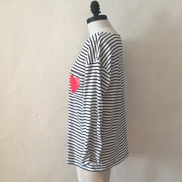 Chinti + Parker Cream/Navy Striped Breton Heart T - Picture 5 of 8